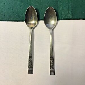 Stanley Roberts/Rogers Casa Vista Stainless Steel Teaspoons Set of 2